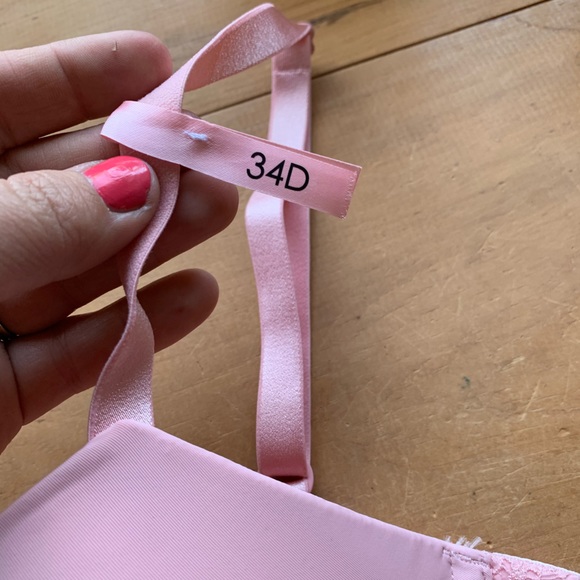 NWOT / 34D / La Vie en Rose / Soft Pink & Lace Bra - Picture 8 of 8